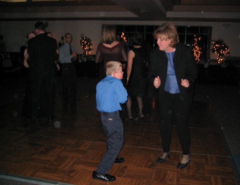 The electric shuffle quickly turned into 'Mike Tyson's Punchout' for one unlikely pairing. 120_2068_IMG.jpg