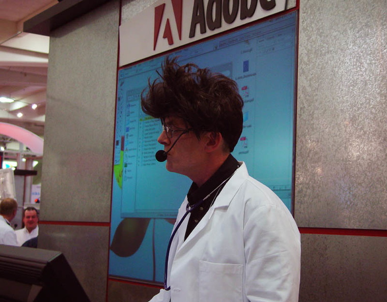 Presenter: So...who here wants the Adobe colonic? I swear, it's better than photoshop 4! DSC02080.jpg
