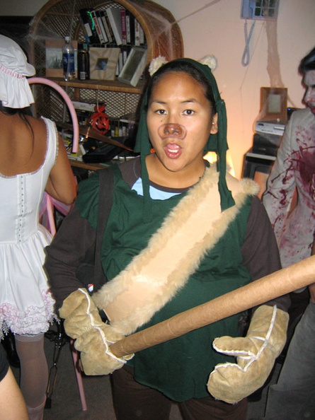 Tracy knew that a lowly Ewok couldn't hope to make it with Sexy Bo Peep, but she wanted to get on that like a Jawa at a garage sale. 19_G.jpg
