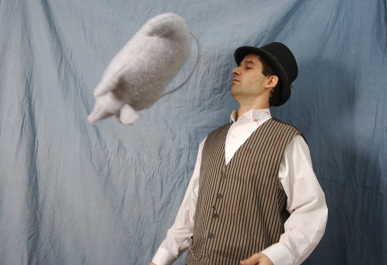 Sean's Neo moves were no match for rodent ass. abq.jpg