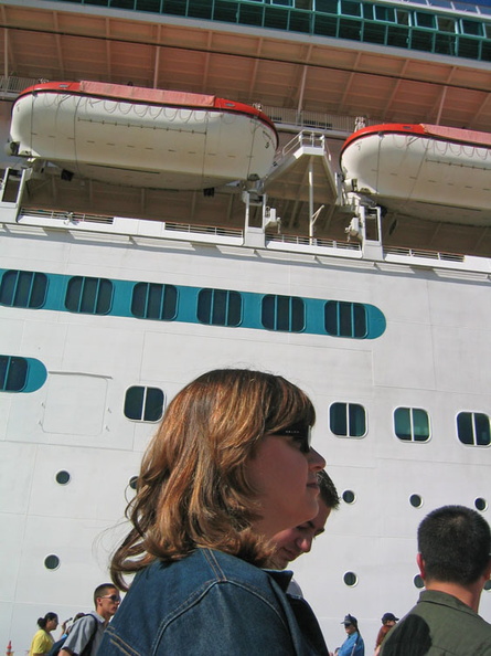 Lora had just realized where she would hide Billy's body at the end of this trip. Oh, he's looking this way. Happy face, happy face! 26_G.jpg
