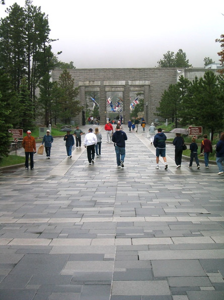 After years of anticipation, we walk down the corridor that takes us to the outlook point for Mt.Rushmore. 97_G.jpg