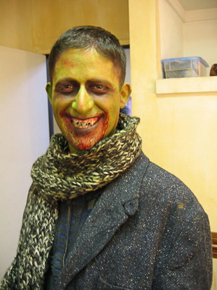 Sean's menacing face left something to be desired. Although the makeup artist didn't remember applying any blood to his mouth... 21_G.jpg